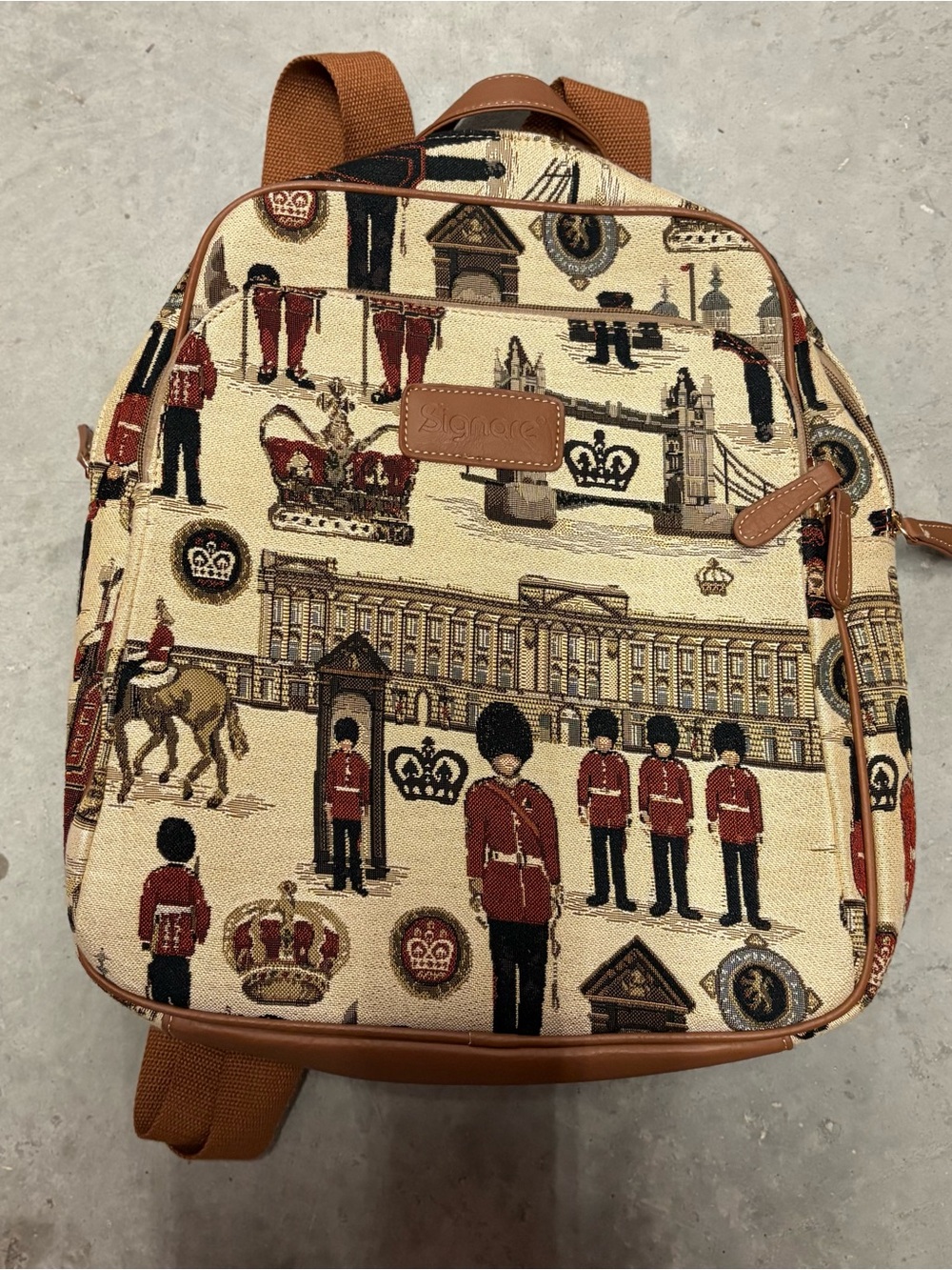 Vintage-Style Cream ROYAL GUARD - DAYPACK- SIGNARE TAPESTRY•